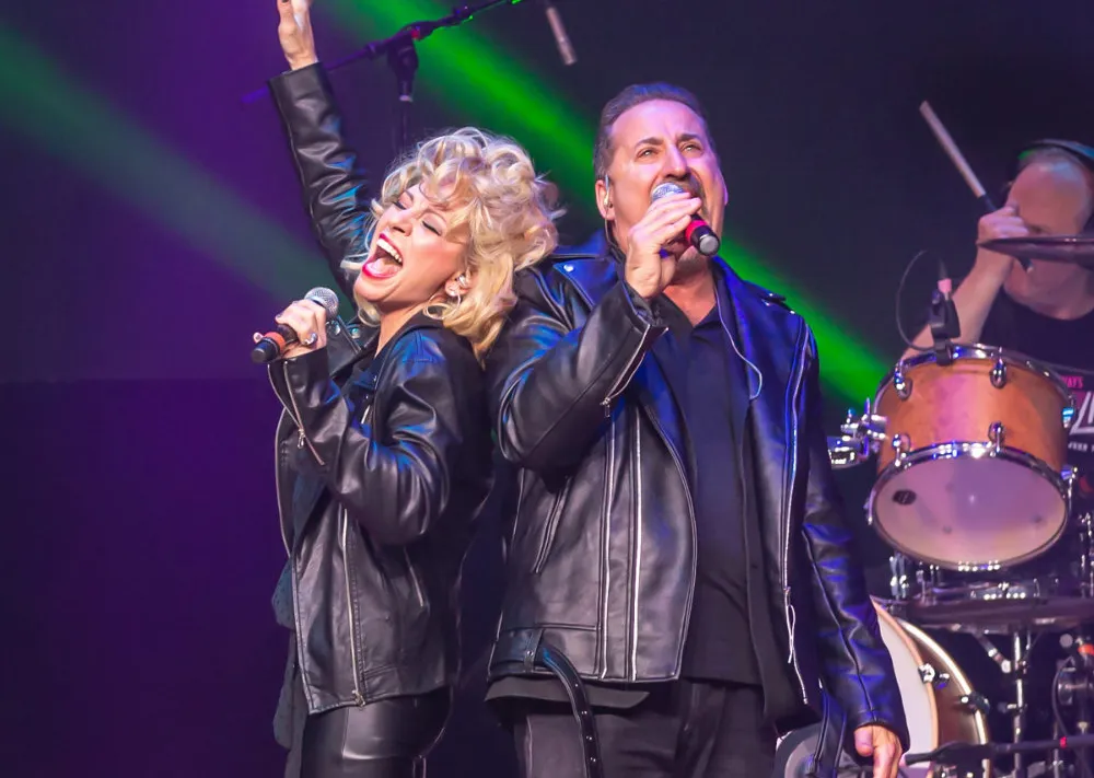 Always Olivia live performance photo 8